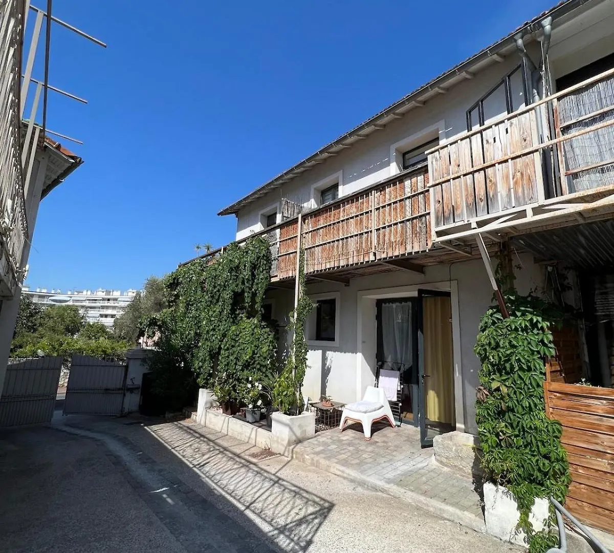 Charmant Duplex Proche De Cannes Centre Et A 2Min A Pied De La Mer 아파트